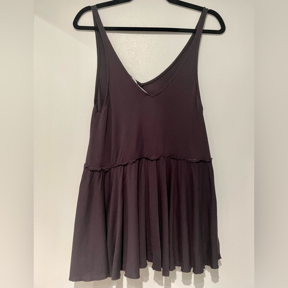 Kimchi Blue Grey Flowy Tank - Picture 3 of 3